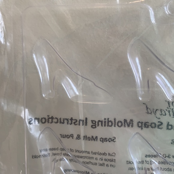 Chocoate &Soap Mold- Castle Shape & Glass Slipper Shape - Picture 5 of 5